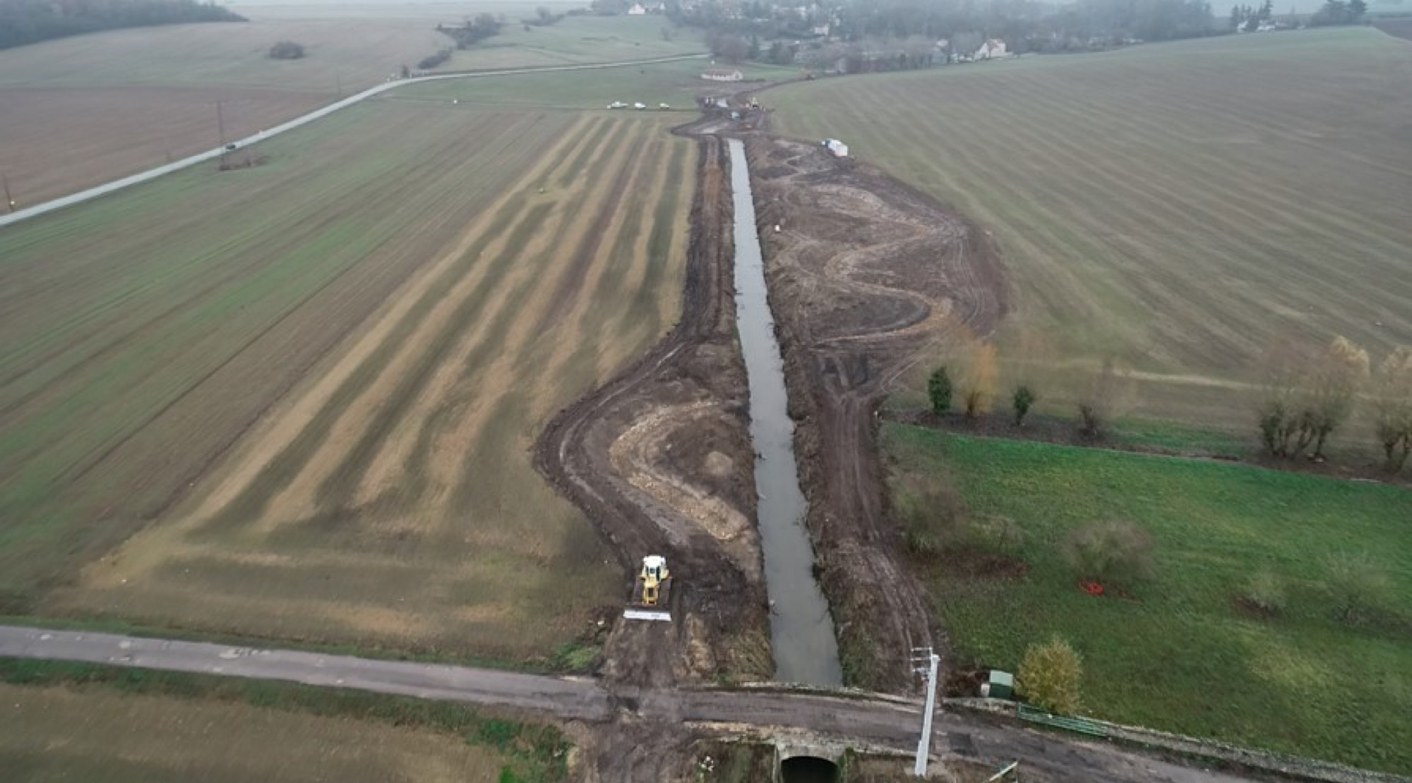 Le ru avant travaux : un lit rectiligne et encaissé